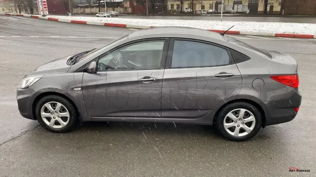 Hyundai Solaris, 2011 года