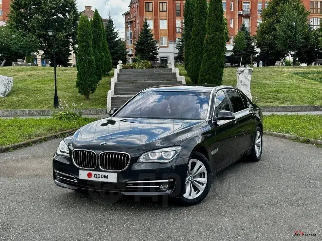 BMW 7 серия, 2013 года