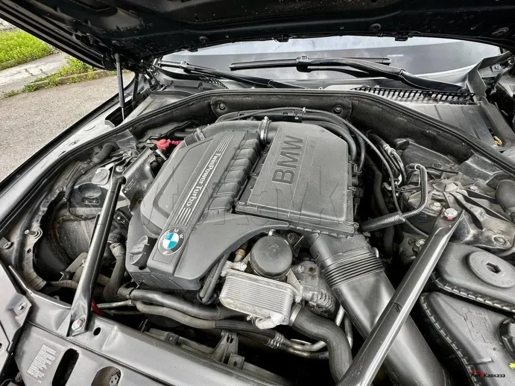 BMW 7 серия, 2013 года