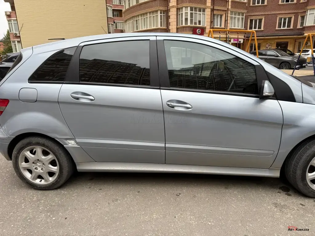 Mercedes-Benz B, 2011 года