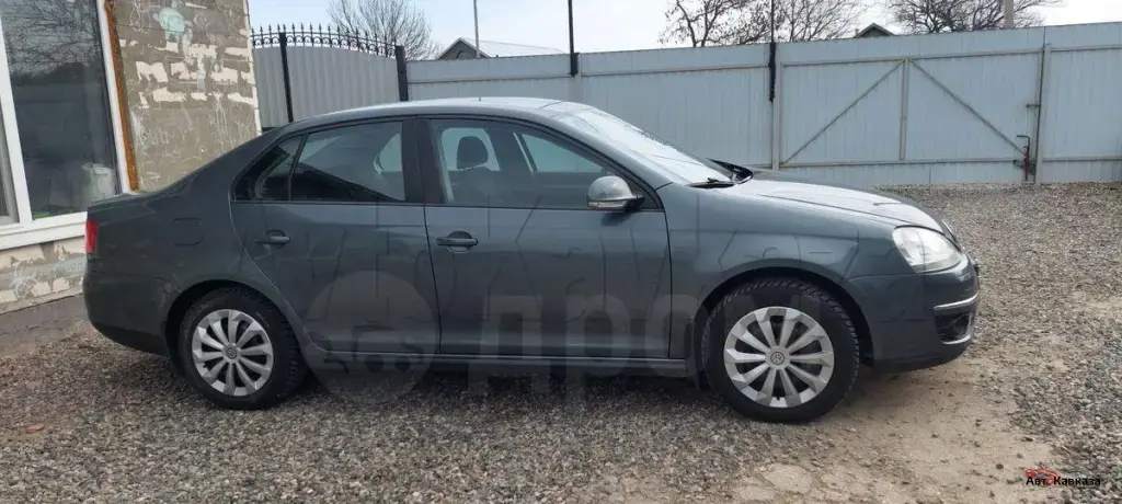 Volkswagen Jetta, 2009 года