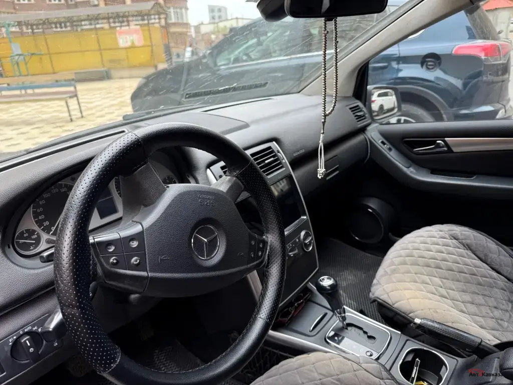 Mercedes-Benz B, 2011 года