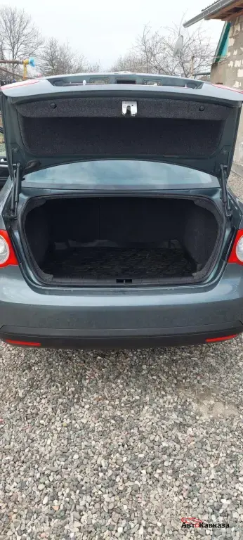 Volkswagen Jetta, 2009 года