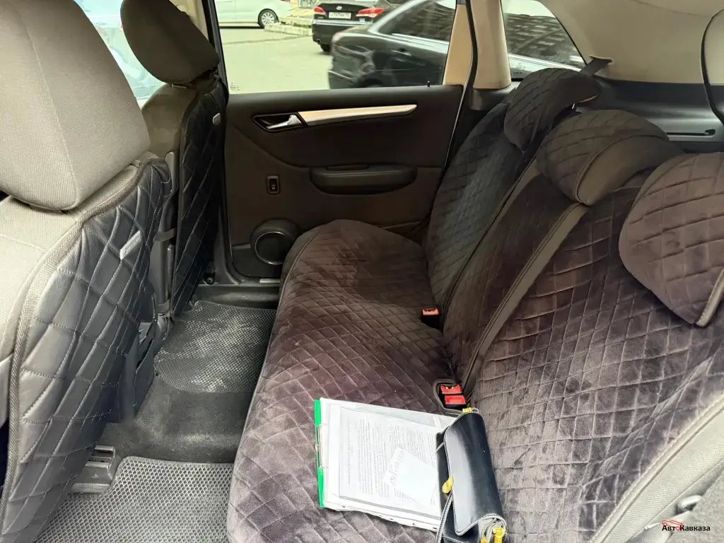 Mercedes-Benz B, 2011 года