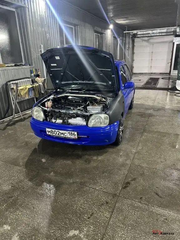 Nissan March, 2000 года