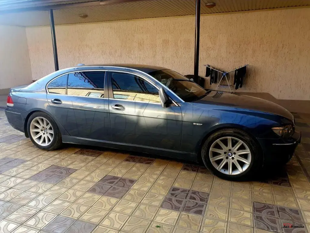 BMW 7 серия, 2005 года