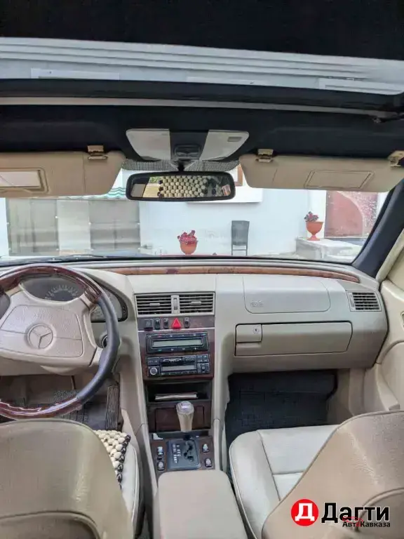 Mercedes-Benz C, 1992 года