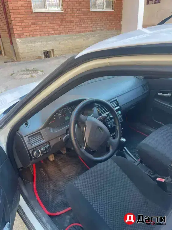 ВАЗ (LADA) Priora, 2012 года