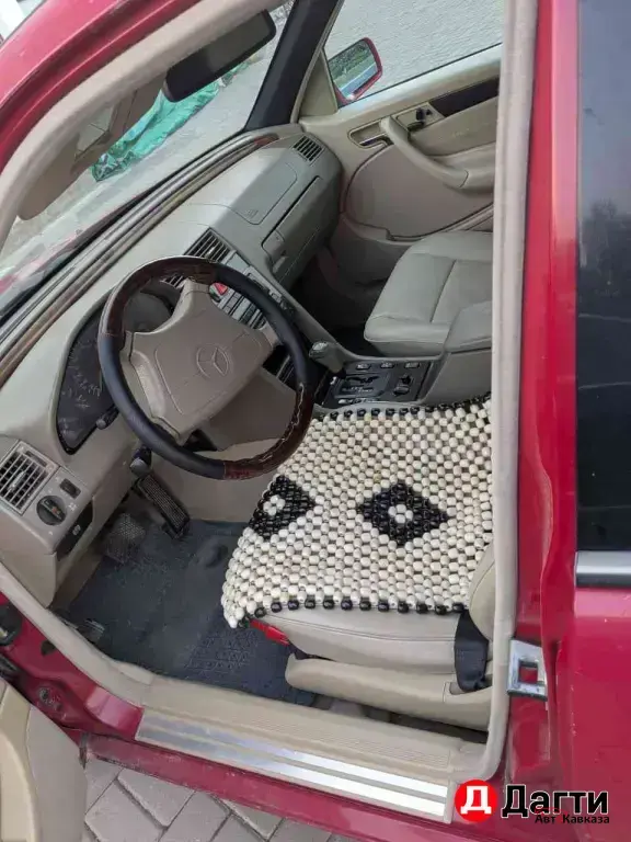 Mercedes-Benz C, 1992 года