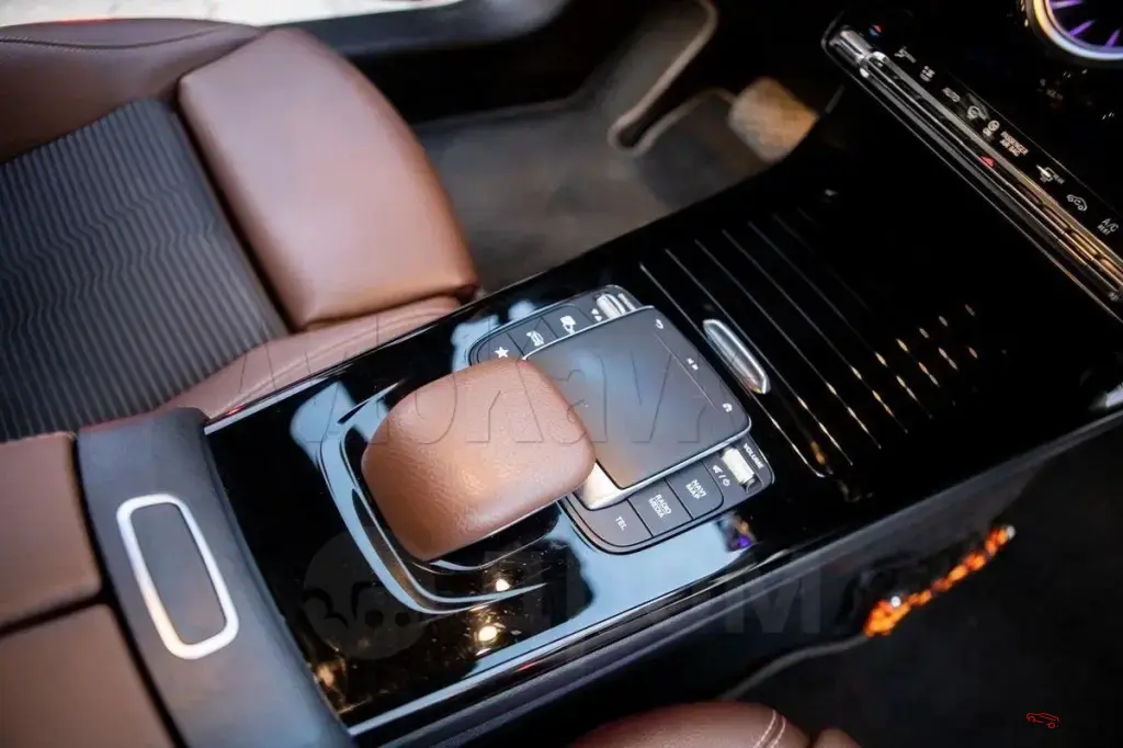 Mercedes-Benz CLA, 2020 года