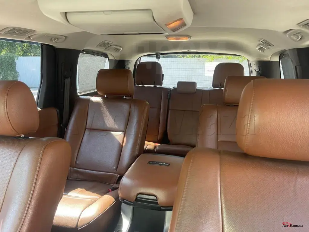 Toyota Sequoia, 2012 года