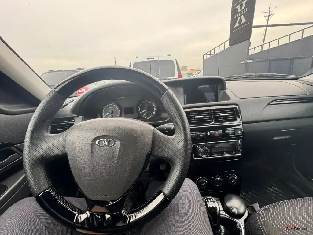 ВАЗ (LADA) Priora, 2017 года